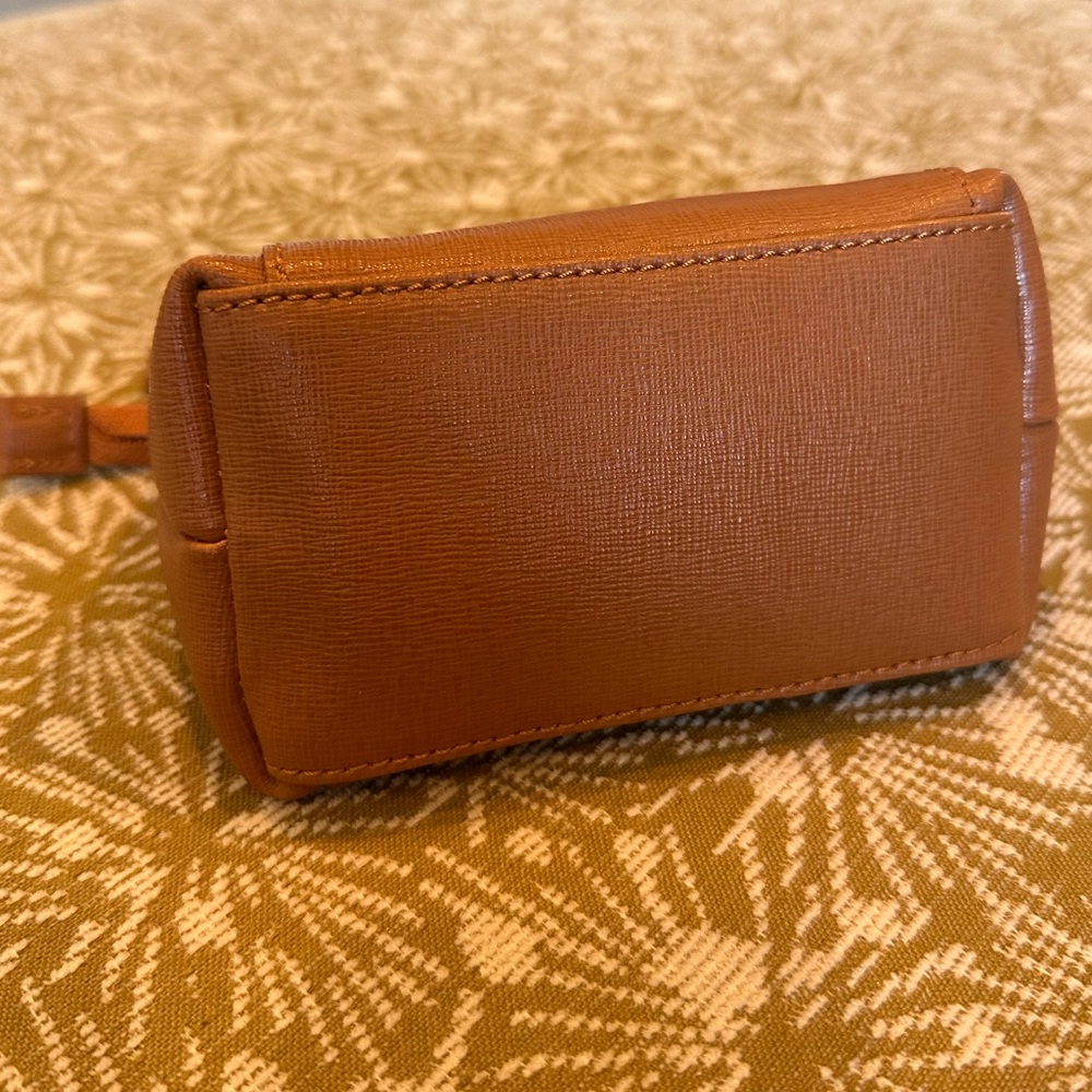 Valentina Small Leather Cosmetic Bag - Picture 3 of 6